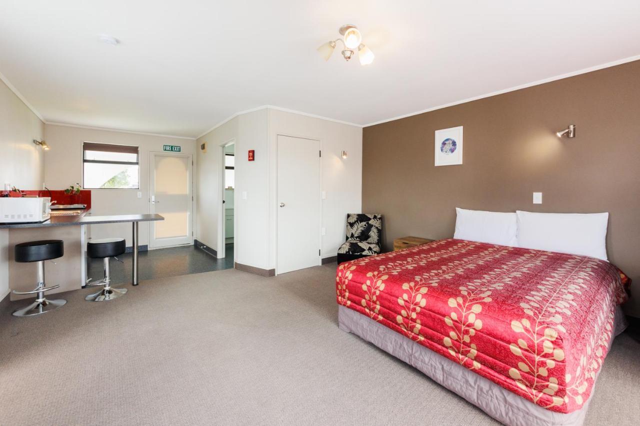 Manfeild Park Motel Feilding Buitenkant foto