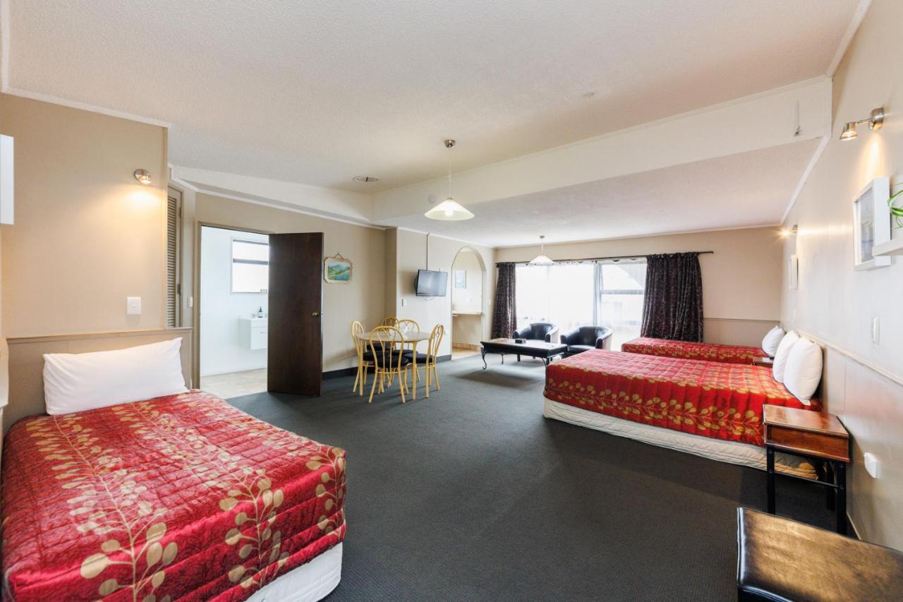 Manfeild Park Motel Feilding Buitenkant foto