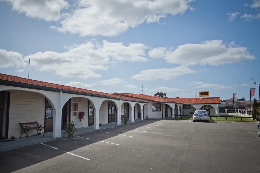 Manfeild Park Motel Feilding Buitenkant foto