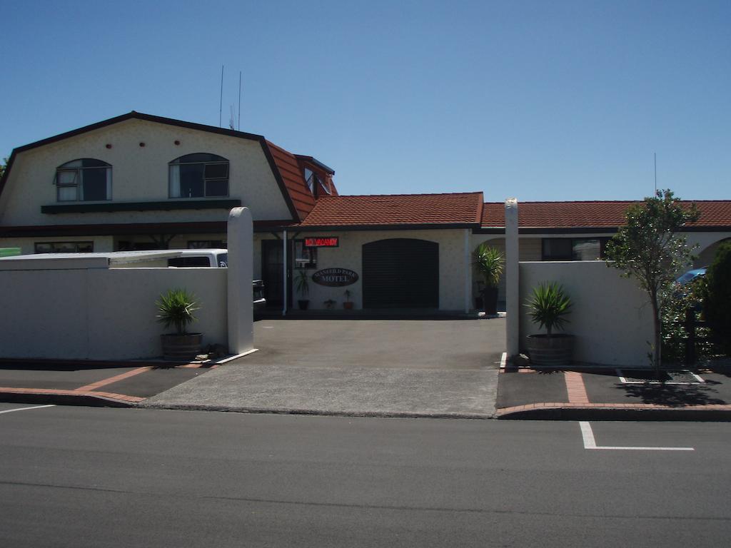 Manfeild Park Motel Feilding Buitenkant foto
