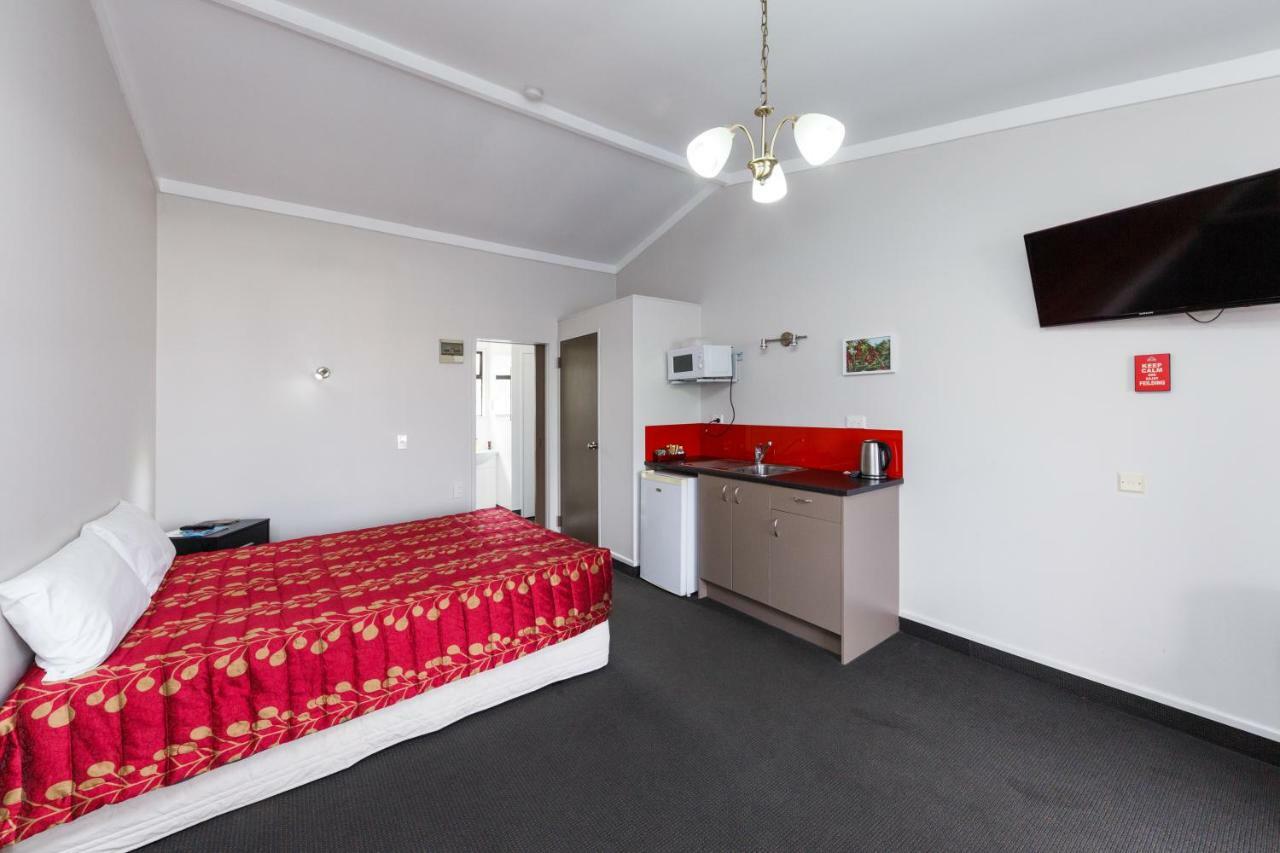 Manfeild Park Motel Feilding Buitenkant foto