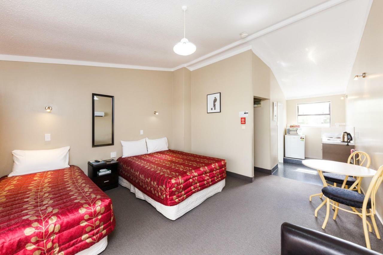 Manfeild Park Motel Feilding Buitenkant foto