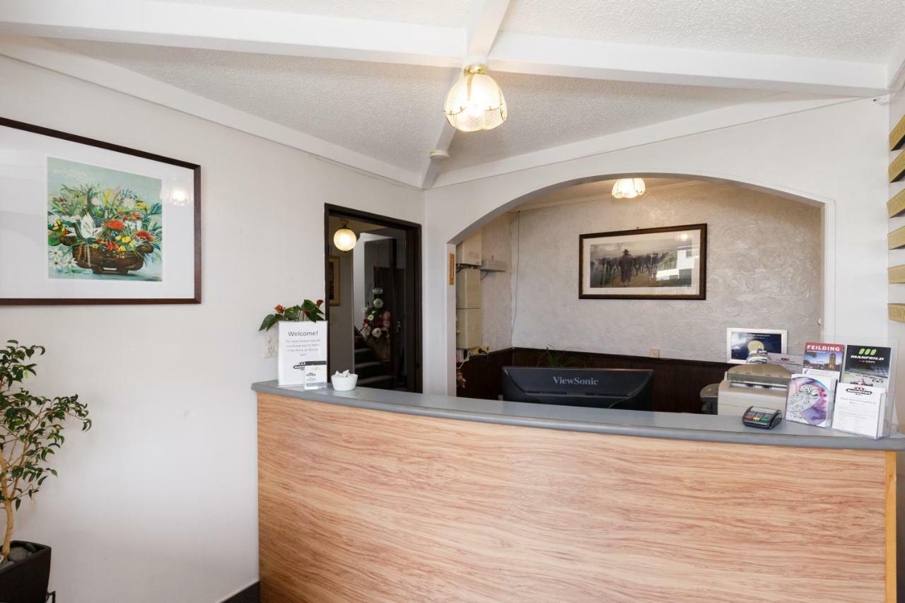 Manfeild Park Motel Feilding Buitenkant foto