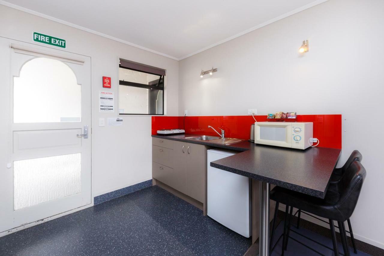 Manfeild Park Motel Feilding Buitenkant foto